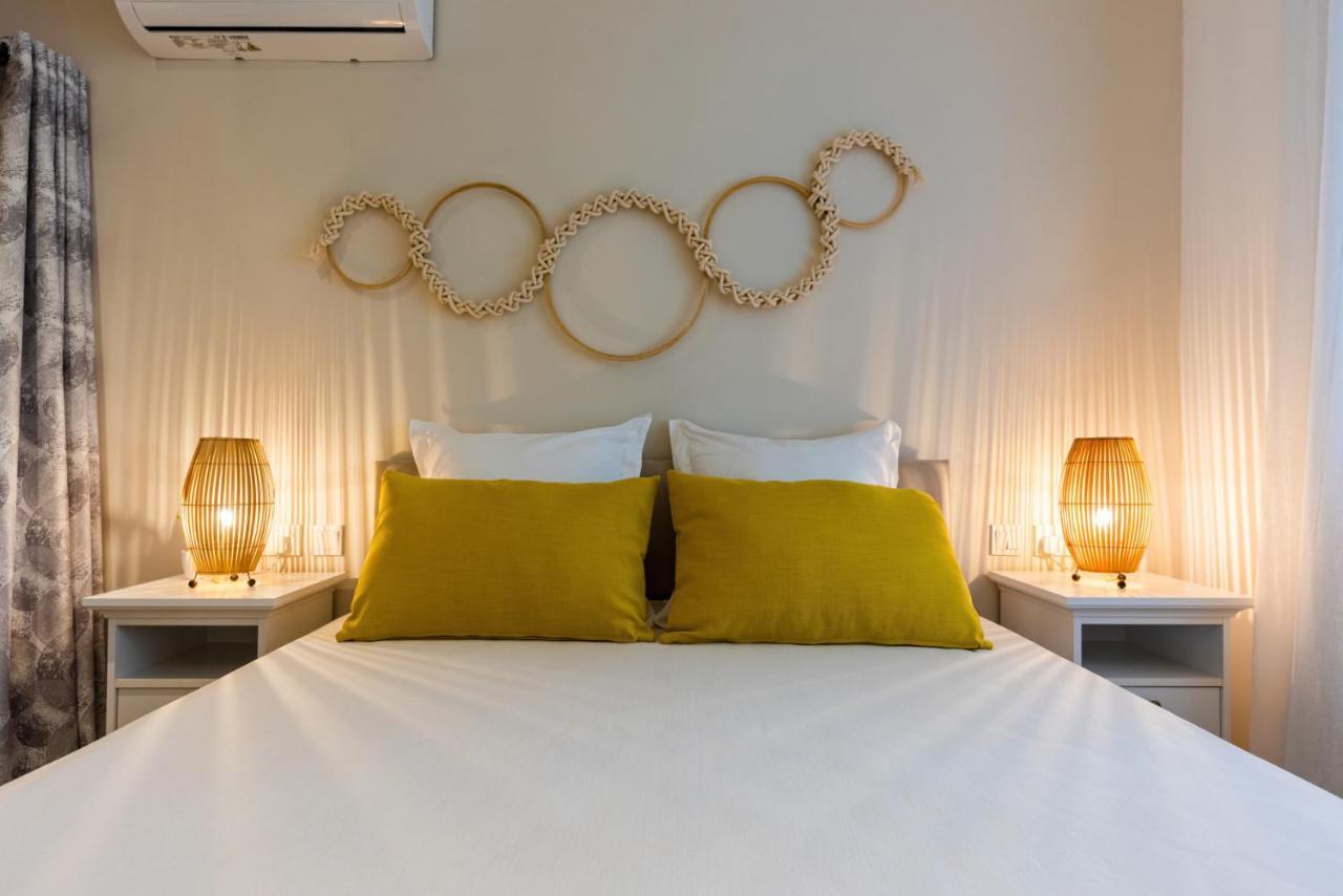 Les Cerisiers Beach Residence, Cosy And Modern 3 Bedroom Apartment Located 50 Metres From The Beach And From All Amenities And Restaurants On The Coastal Road Flic en Flac Экстерьер фото
