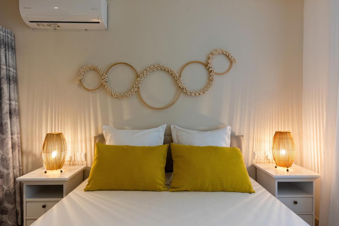 Les Cerisiers Beach Residence, Cosy And Modern 3 Bedroom Apartment Located 50 Metres From The Beach And From All Amenities And Restaurants On The Coastal Road Flic en Flac Экстерьер фото