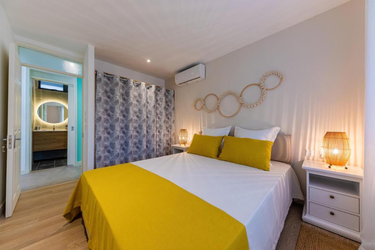 Les Cerisiers Beach Residence, Cosy And Modern 3 Bedroom Apartment Located 50 Metres From The Beach And From All Amenities And Restaurants On The Coastal Road Flic en Flac Экстерьер фото